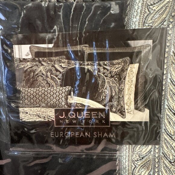 J. Queen New York Cascade Glacier Velvet Euro Sham 26" X 26" Black Blue Gold - Picture 4 of 9